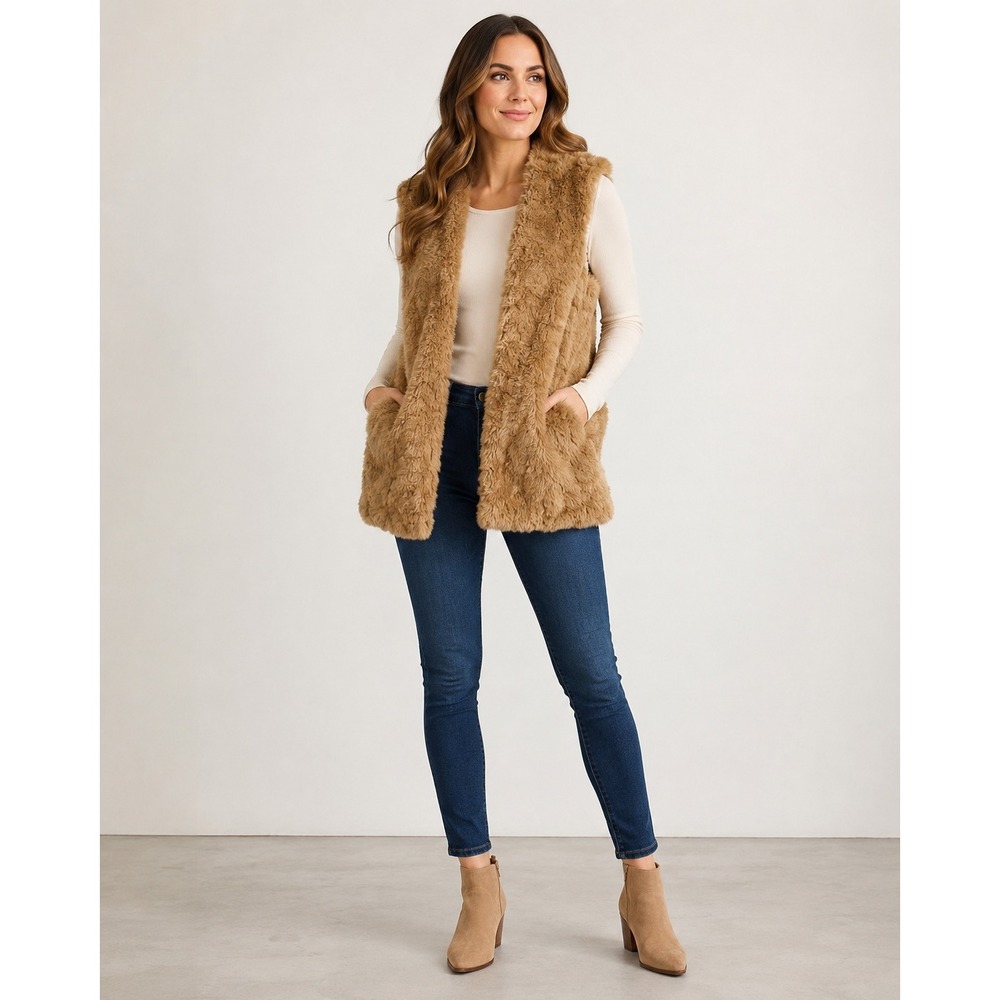 Women's Tan Faux Fur Vest Size S Open Front Shaggy Fuzzy Cozy Winter Layer